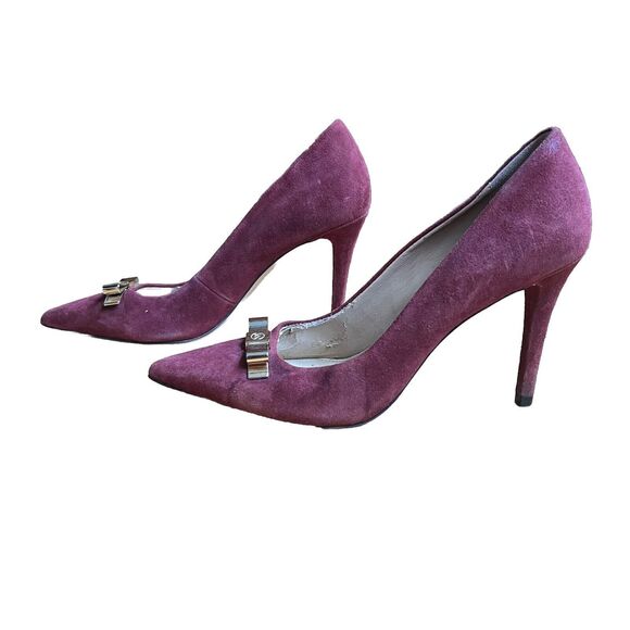 Women's Michael Kors Classic Pump Heels Shoe Size 6.5 Maroon Suede Gold Bow - Picture 1 of 7